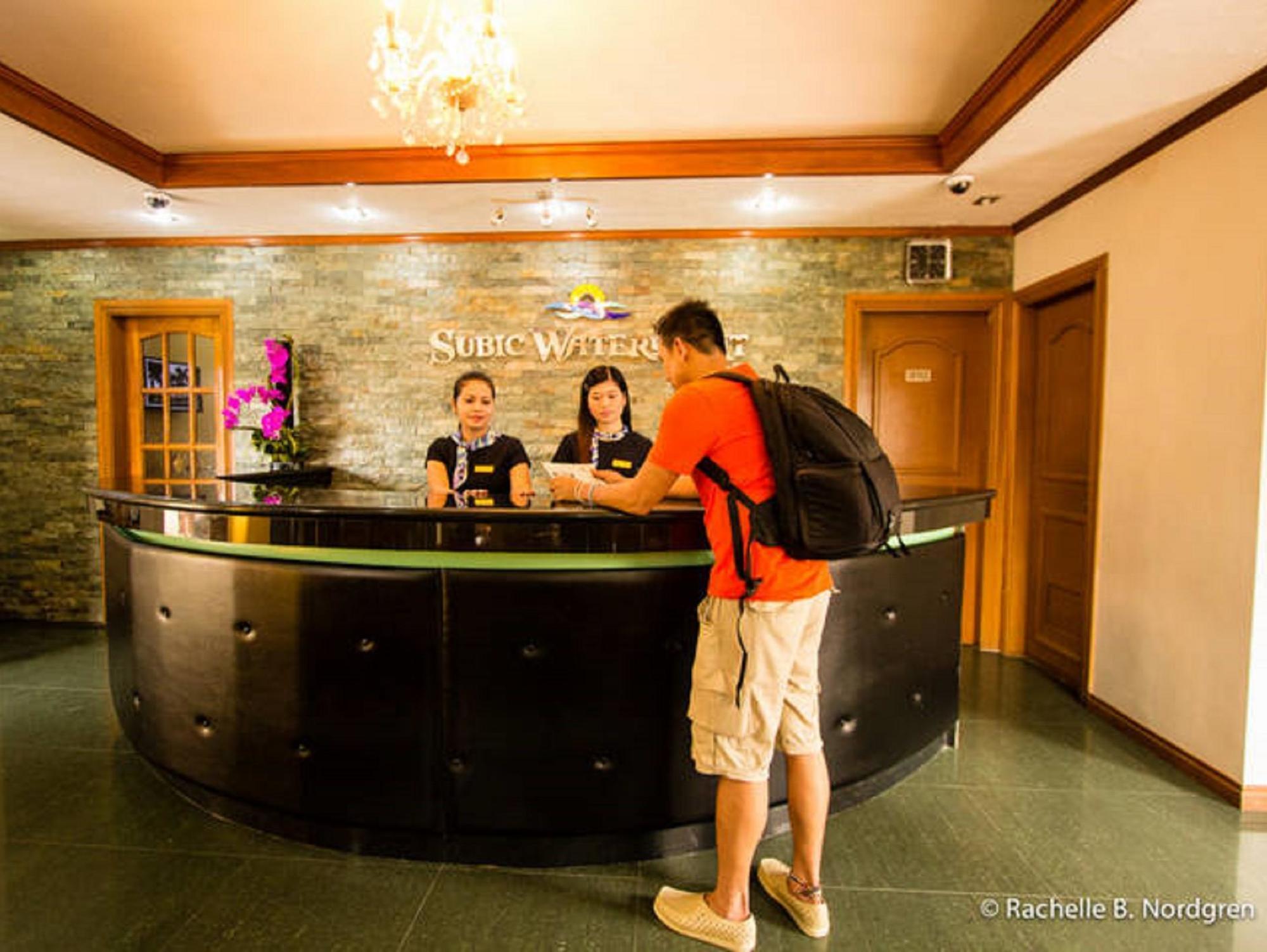 Subic Waterfront Resort And Hotel Экстерьер фото