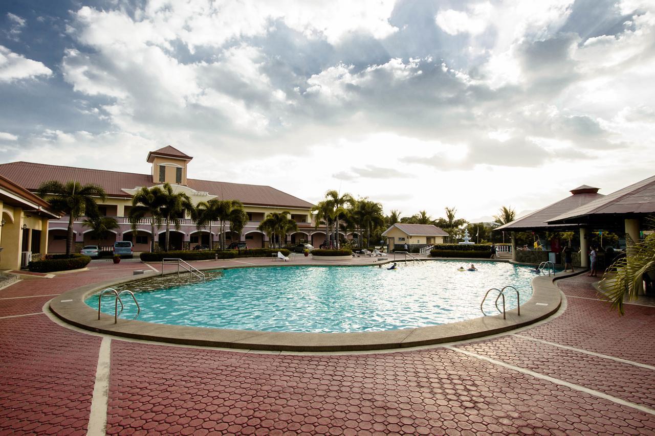 Subic Waterfront Resort And Hotel Экстерьер фото