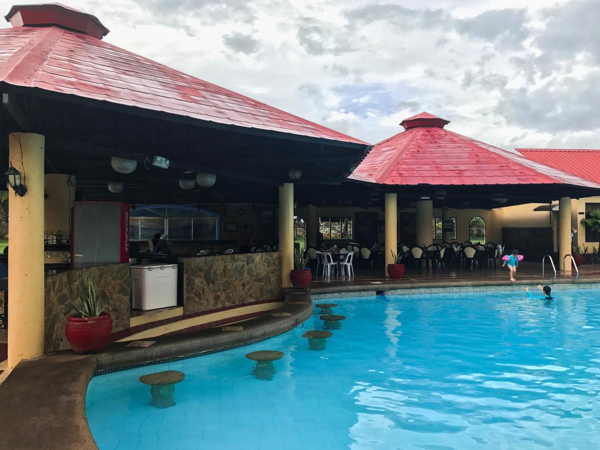Subic Waterfront Resort And Hotel Экстерьер фото