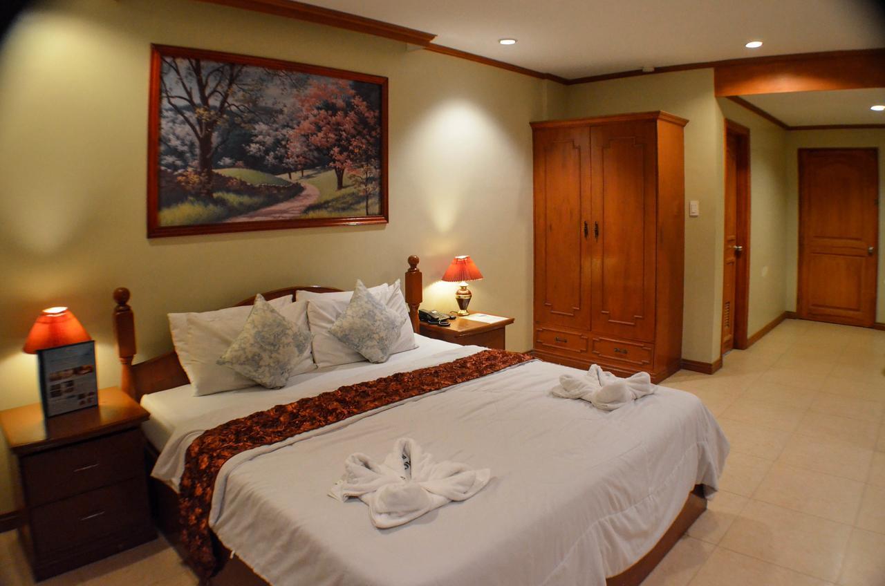 Subic Waterfront Resort And Hotel Экстерьер фото