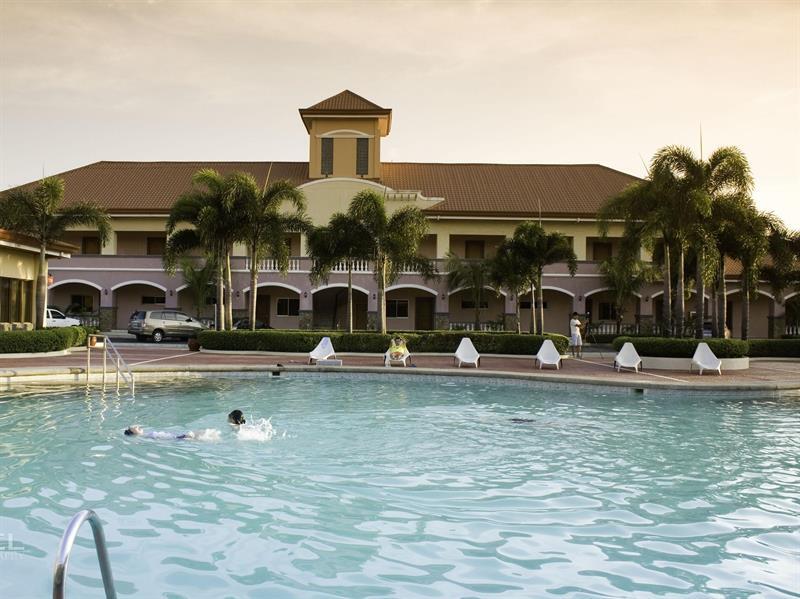 Subic Waterfront Resort And Hotel Экстерьер фото